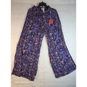 Mossimo Supply Co Women’s Floral Wide Leg Pants Purple Blue Size Small NWT